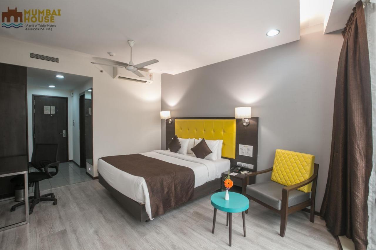 Hotel Mumbai House Airoli, Navi Mumbai Kültér fotó