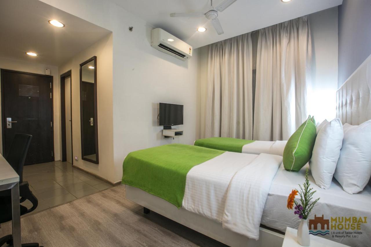 Hotel Mumbai House Airoli, Navi Mumbai Kültér fotó